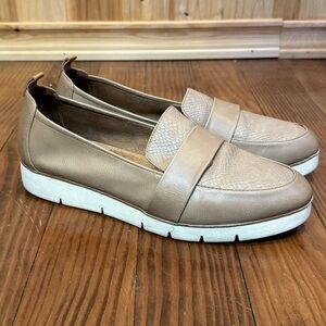 Dr. Scholl’s Platform Loafers